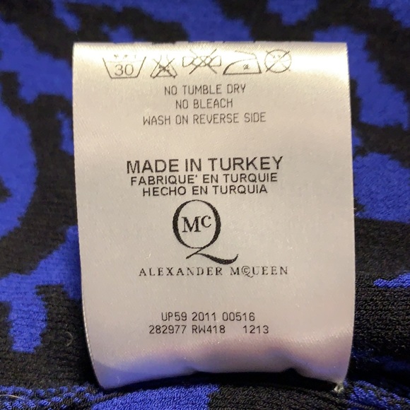 Alexander McQueen knit dress, size 42 EUR - Picture 13 of 15